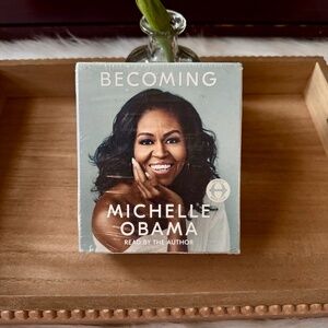 Michelle Obama BECOMING Audio Book 16 CDs -‎ NEW SEALED - Memoir Read by Author